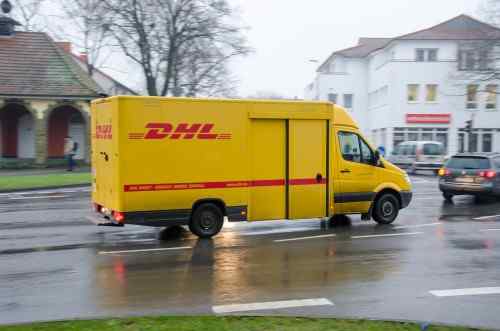 What CarriersAgents DHL Might Forward Packages To